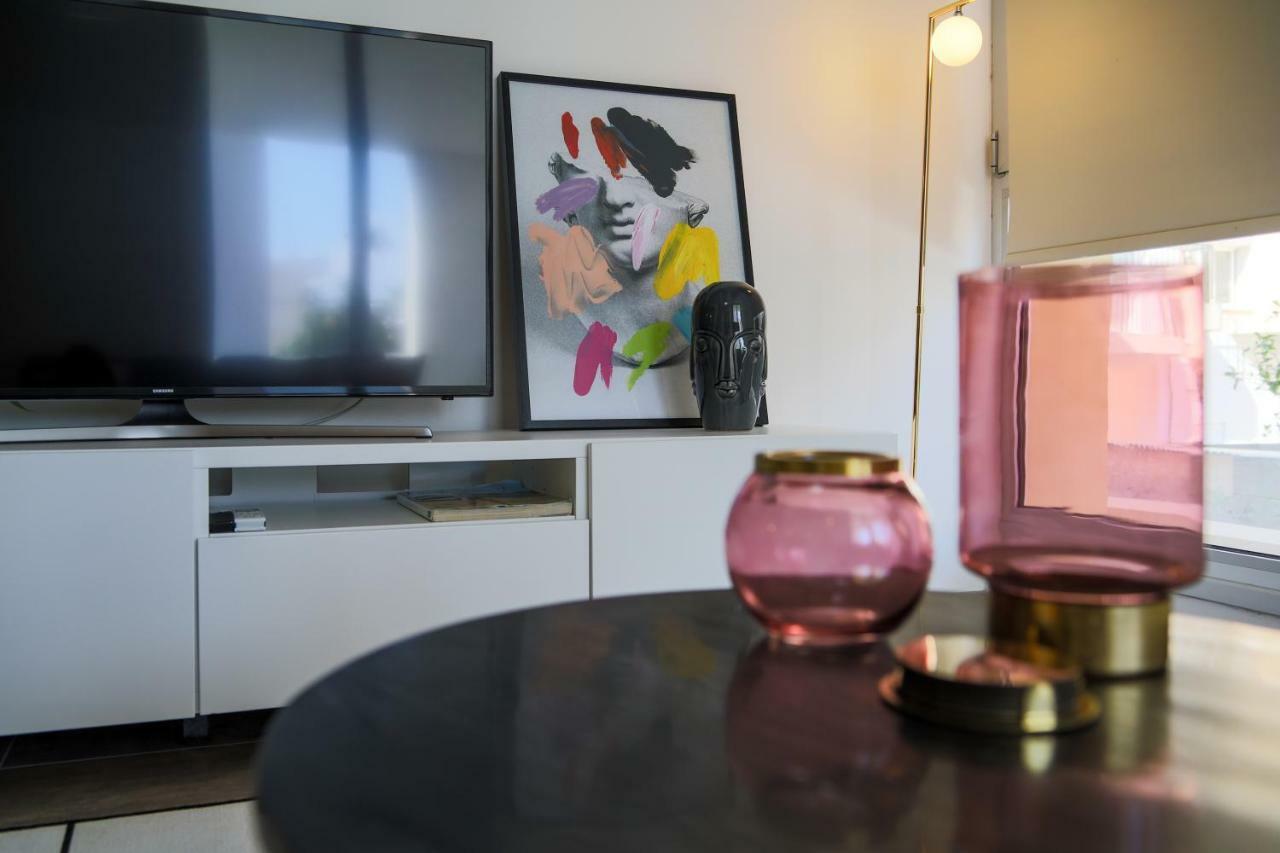 Phaedrus Living City Centre Luxury Flat Anemone 103 นิโคเซีย ภายนอก รูปภาพ