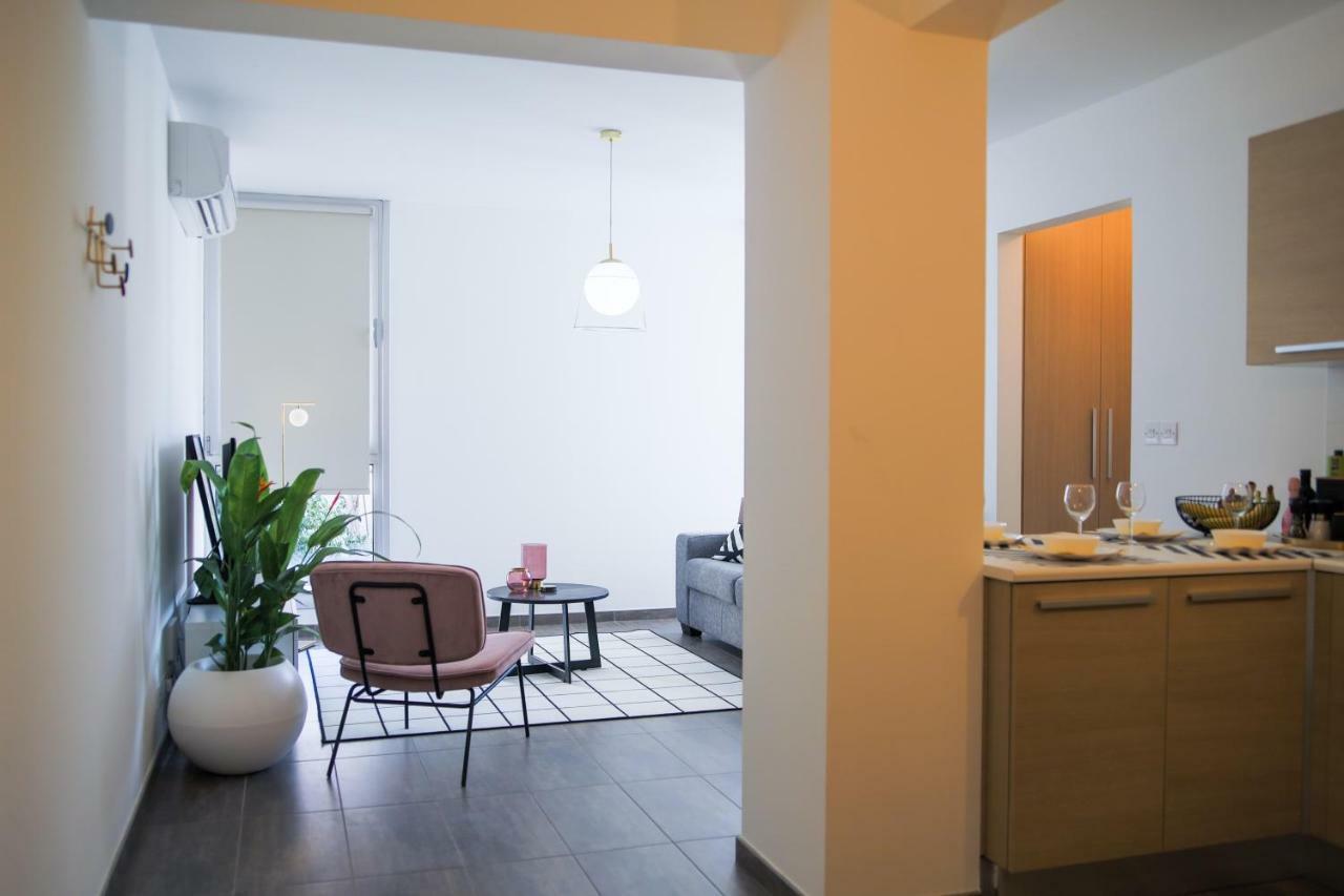 Phaedrus Living City Centre Luxury Flat Anemone 103 นิโคเซีย ภายนอก รูปภาพ